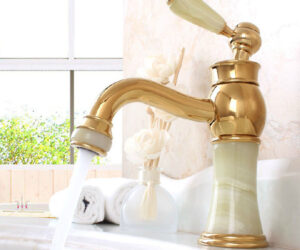 Luxury Gold-plate basin Faucet Single Jade Handle Centerset Mixer Tap